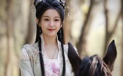 郑爽颜值上天下海变化大全都是苹果肌作祟